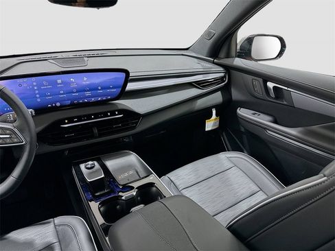 New 2026 Buick Enclave Sport Touring image 24