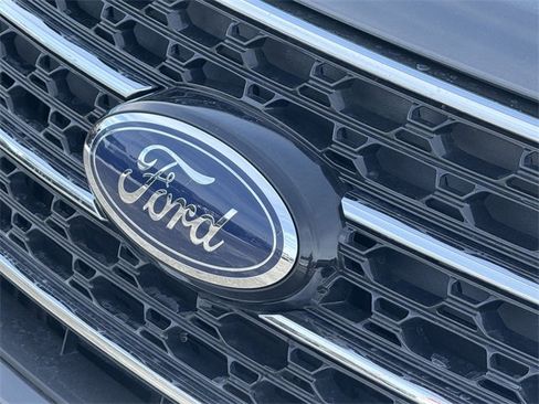 Certified 2023 Ford Explorer XLT w/ Equipment Group 202A image 25