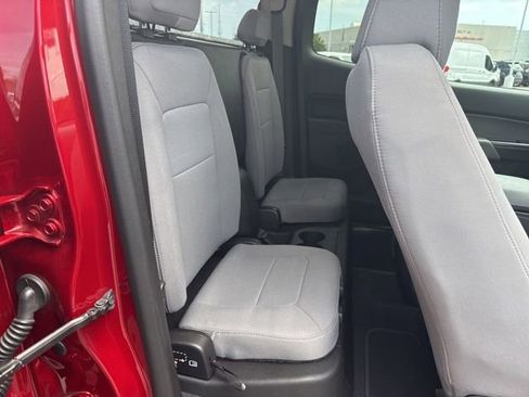 Used 2021 Chevrolet Colorado W/T w/ WT Convenience Package RWD image 16