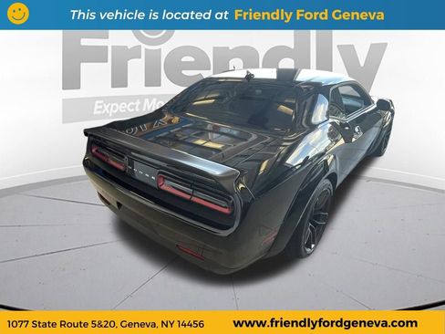 Used 2023 Dodge Challenger SRT Hellcat RWD image 6