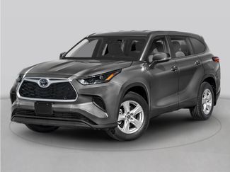 Used 2023 Toyota Highlander XLE FWD video 1