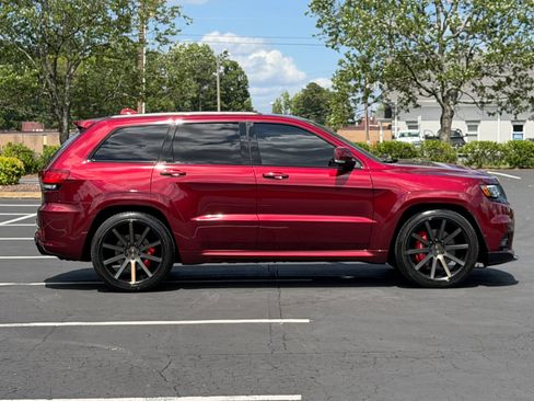 Used 2020 Jeep Grand Cherokee SRT AWD/4WD image 5