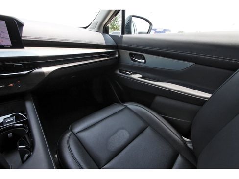 Certified 2025 Nissan Murano SL w/ Cargo Package AWD/4WD image 13
