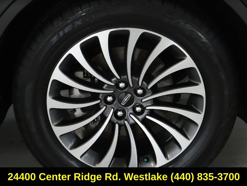 Used 2023 Lincoln Aviator AWD w/ Premium Package image 10
