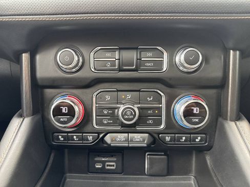 Used 2021 GMC Yukon AT4 w/ AT4 Premium Package AWD/4WD image 48