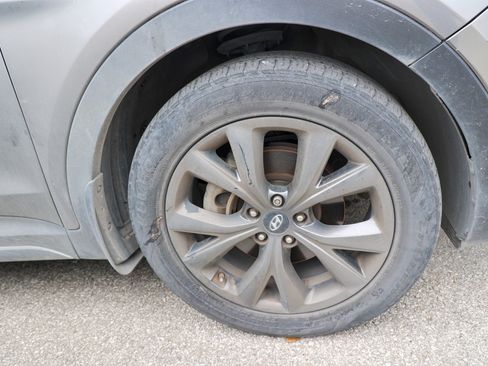 Used 2017 Hyundai Santa Fe Sport image 13