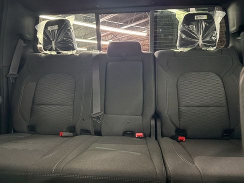 New 2026 RAM 1500 4x4 Crew Cab image 21