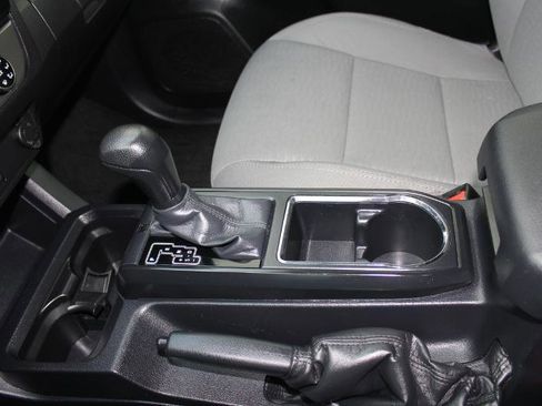Used 2017 Toyota Tacoma SR w/ Tow Package AWD/4WD image 32
