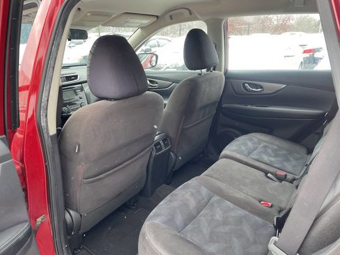 Used 2015 Nissan Rogue S image 14