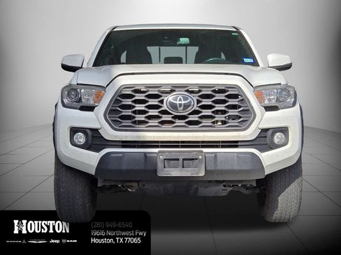 Used 2023 Toyota Tacoma TRD Off-Road RWD image 13