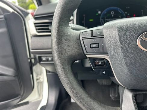 Used 2025 Toyota Camry LE FWD image 20