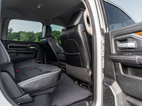 Used 2024 RAM 2500 Laramie w/ Safety Group AWD/4WD image 13