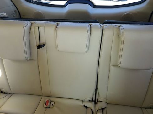 Used 2015 Toyota Highlander Limited Platinum AWD/4WD image 25