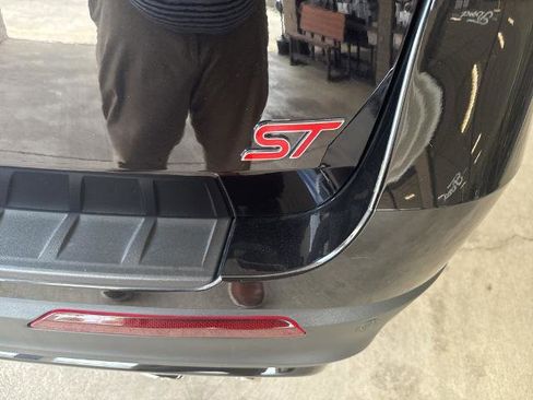 Certified 2025 Ford Explorer ST image 33