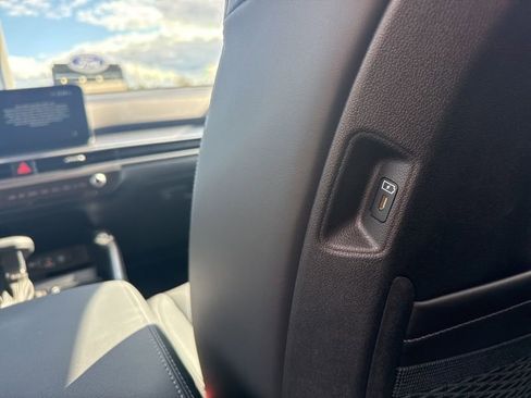 New 2026 Kia Sorento EX image 24