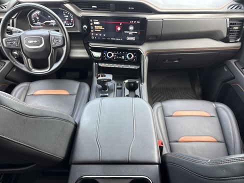 Used 2025 GMC Sierra 1500 AT4 w/ AT4 Premium Package AWD/4WD image 27