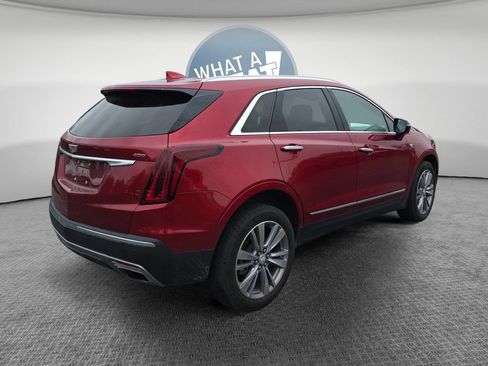 Used 2024 Cadillac XT5 Premium Luxury w/ LPO, Floor Liner Package FWD image 3