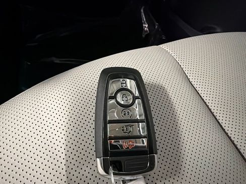 Used 2026 Lincoln Aviator AWD image 42