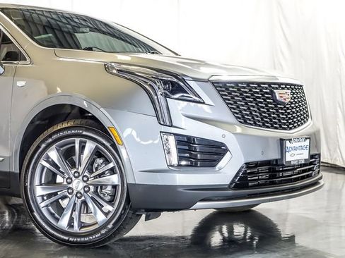 Certified 2025 Cadillac XT5 Premium Luxury w/ LPO, Floor Liner Package FWD image 3