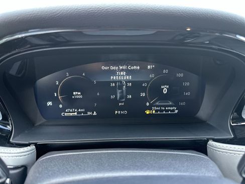 Used 2022 Lincoln Corsair Reserve w/ Equipment Group 201A image 7