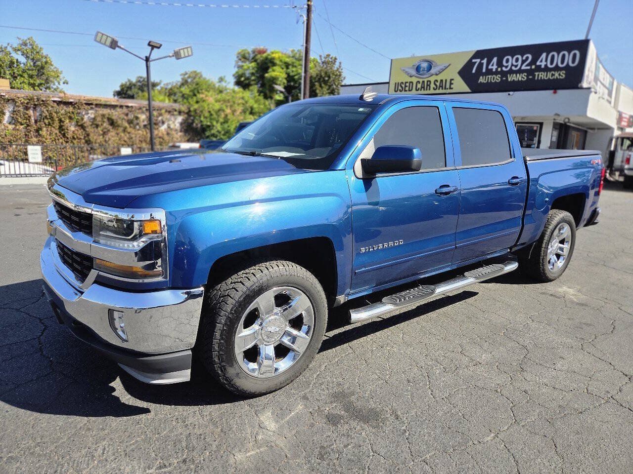 Used 2018 Chevrolet Silverado 1500 LT w/ LT Eassist Package AWD/4WD image 23