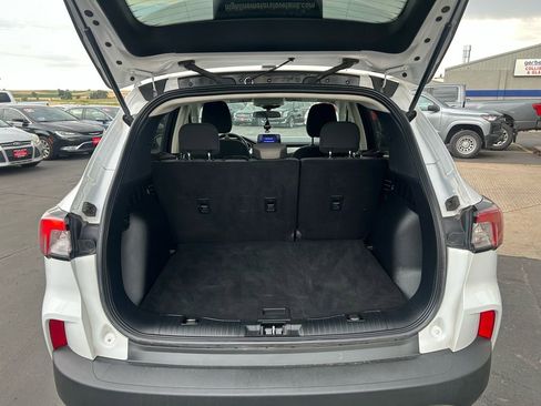 Used 2021 Ford Escape SE AWD/4WD image 8