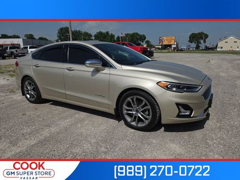 Used 2019 Ford Fusion Titanium FWD image 1