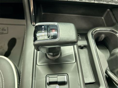 Used 2023 GMC Sierra 1500 AT4X w/ AT4X AEV Edition image 18