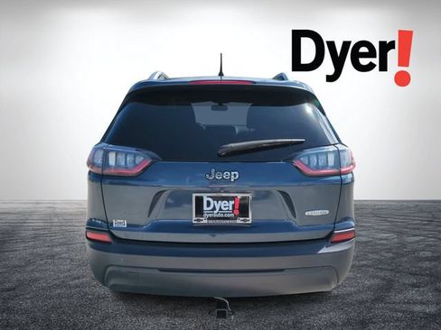 Used 2021 Jeep Cherokee Latitude FWD image 5