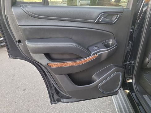 Used 2017 Chevrolet Tahoe Premier image 9