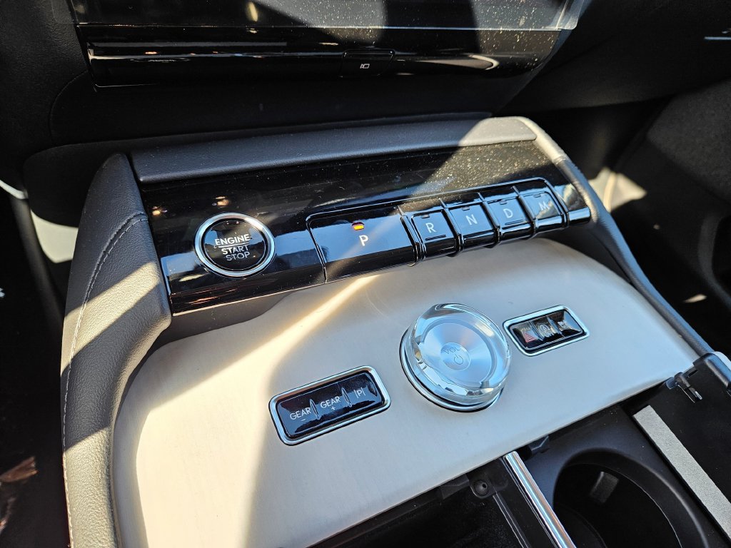 New 2027 Lincoln Navigator Reserve AWD/4WD image 27