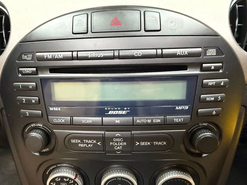 Used 2010 MAZDA MX-5 Miata Grand Touring w/ Premium Pkg image 29