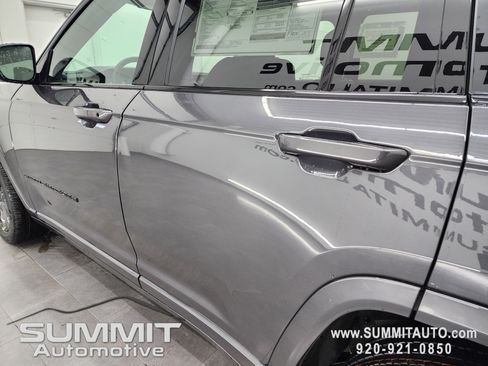 New 2026 Jeep Grand Cherokee Limited image 36