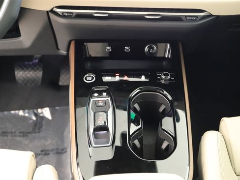 New 2025 Audi A5 2.0T Prestige image 21