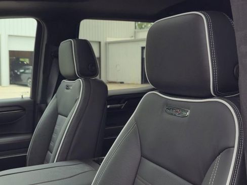 New 2026 GMC Sierra 1500 AT4X AWD/4WD image 16
