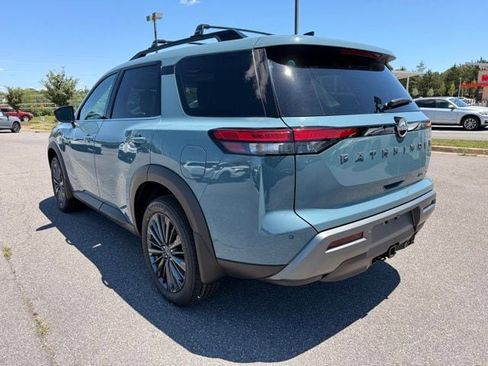 New 2026 Nissan Pathfinder SL w/ SL Premium Package (P04) AWD/4WD image 7