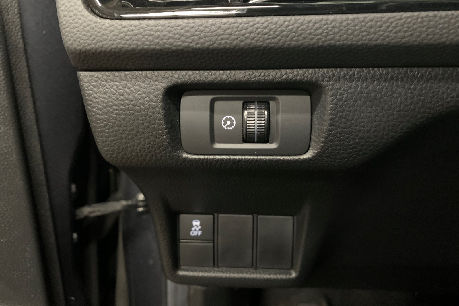 Certified 2025 Honda Civic Sport image 30