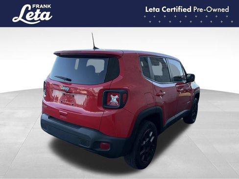 Used 2023 Jeep Renegade Latitude AWD/4WD image 6