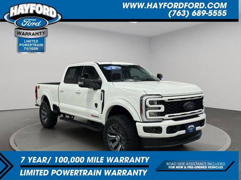 New 2026 Ford F250 Lariat w/ Black Appearance Package image 7