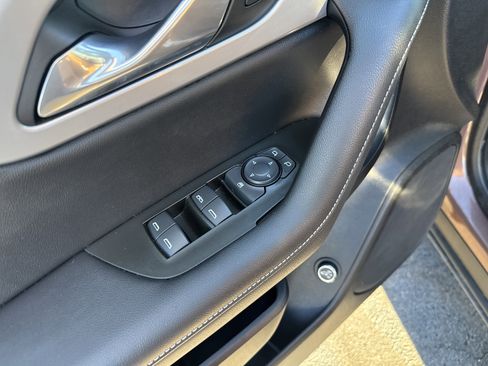 Used 2023 Chevrolet Blazer LT image 16