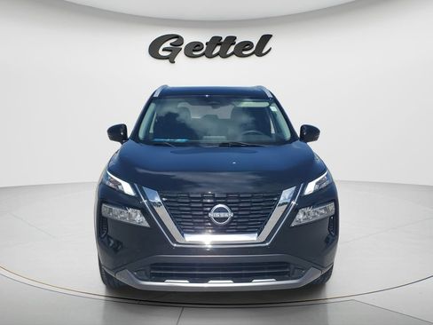 Used 2023 Nissan Rogue SL FWD image 2