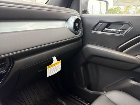 New 2026 Chevrolet Colorado LT w/ LT Convenience Package RWD image 31