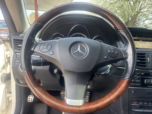 Used 2011 Mercedes-Benz E 350 E 350 2dr Coupe image 12