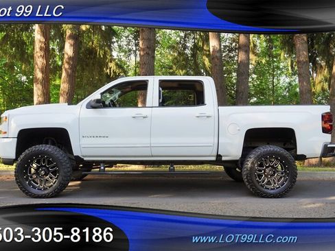 Used 2018 Chevrolet Silverado 1500 LT w/ All Star Edition AWD/4WD image 1
