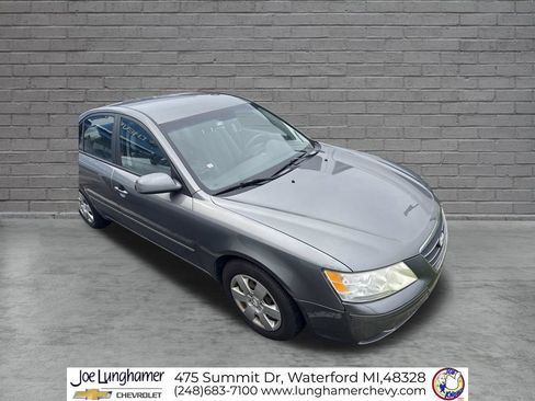 Used 2009 Hyundai Sonata GLS FWD image 2