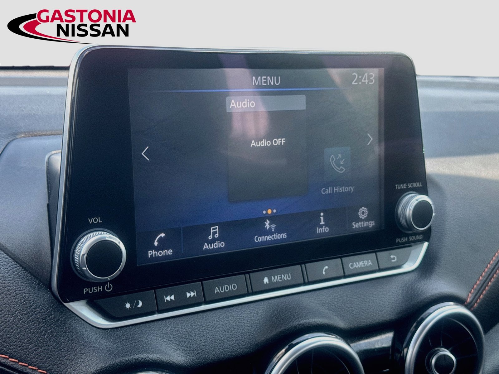 Used 2022 Nissan Sentra SR w/ Electronics Package FWD image 18