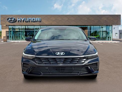 New 2026 Hyundai Elantra Blue image 12