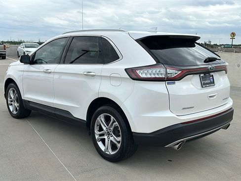 Used 2016 Ford Edge Titanium w/ Technology Package FWD image 10