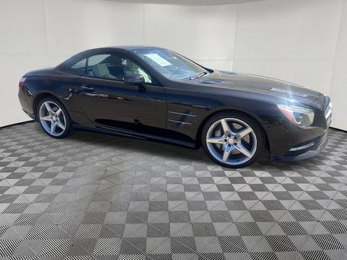 Used 2014 Mercedes-Benz SL 550 image 8