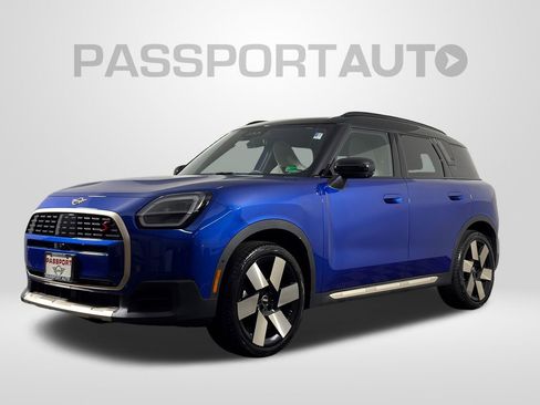 Certified 2025 MINI Cooper Countryman S w/ Comfort Package Max AWD/4WD image 1